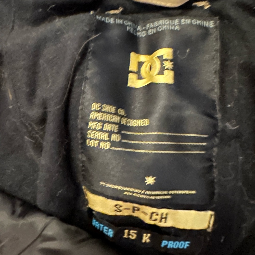 DC snow pants - Picture 3 of 3